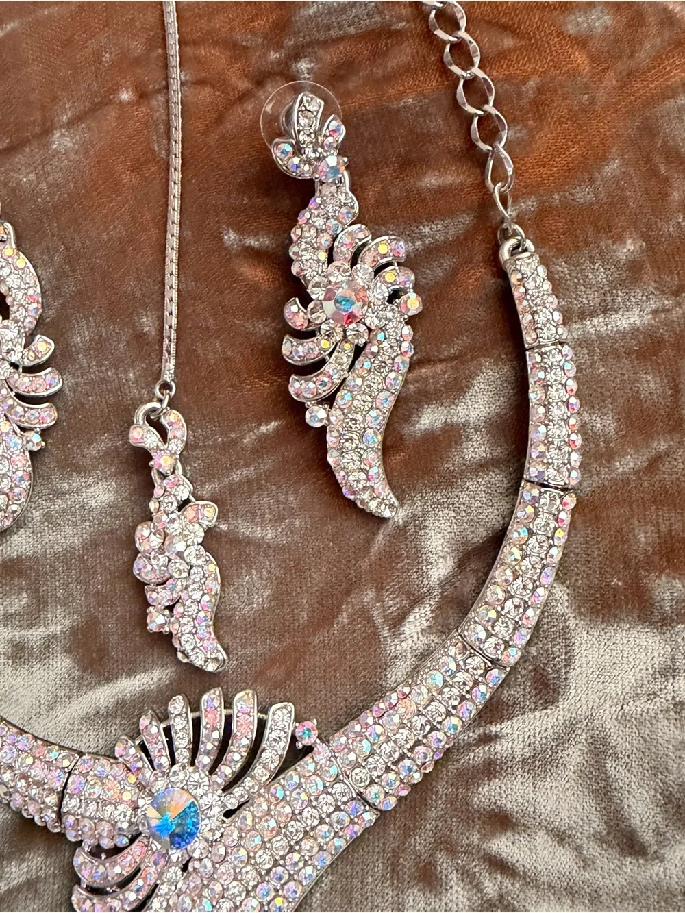 N/A elegant silver